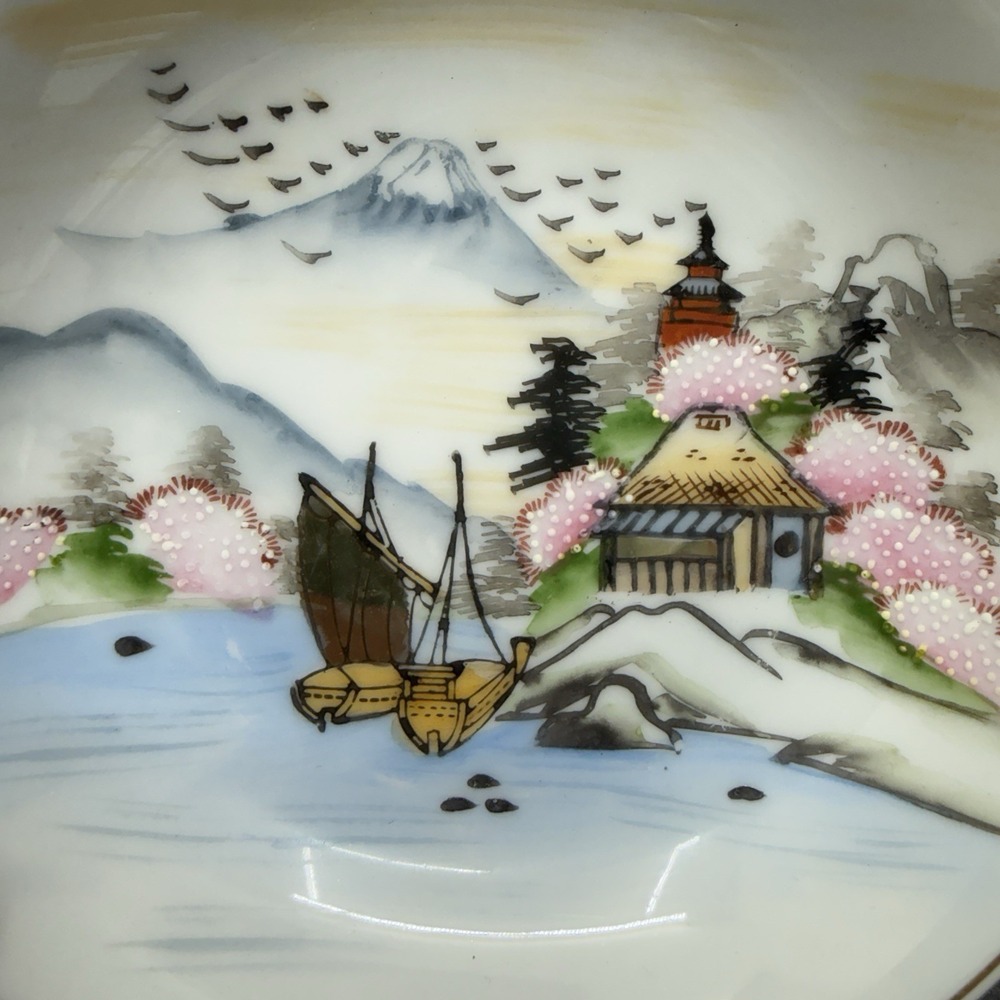 Vintage Kutani Hand Painted 5" Porcelain 4 Bowls Gold Gilded Japanese Decor